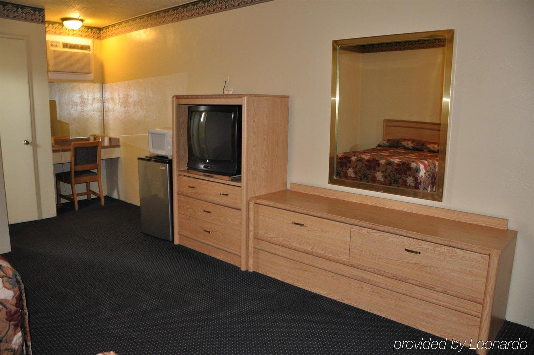 Travelers Inn Manteca Exteriér fotografie