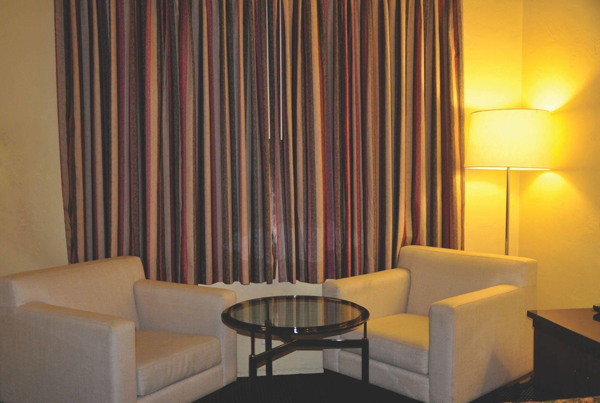 Travelers Inn Manteca Exteriér fotografie