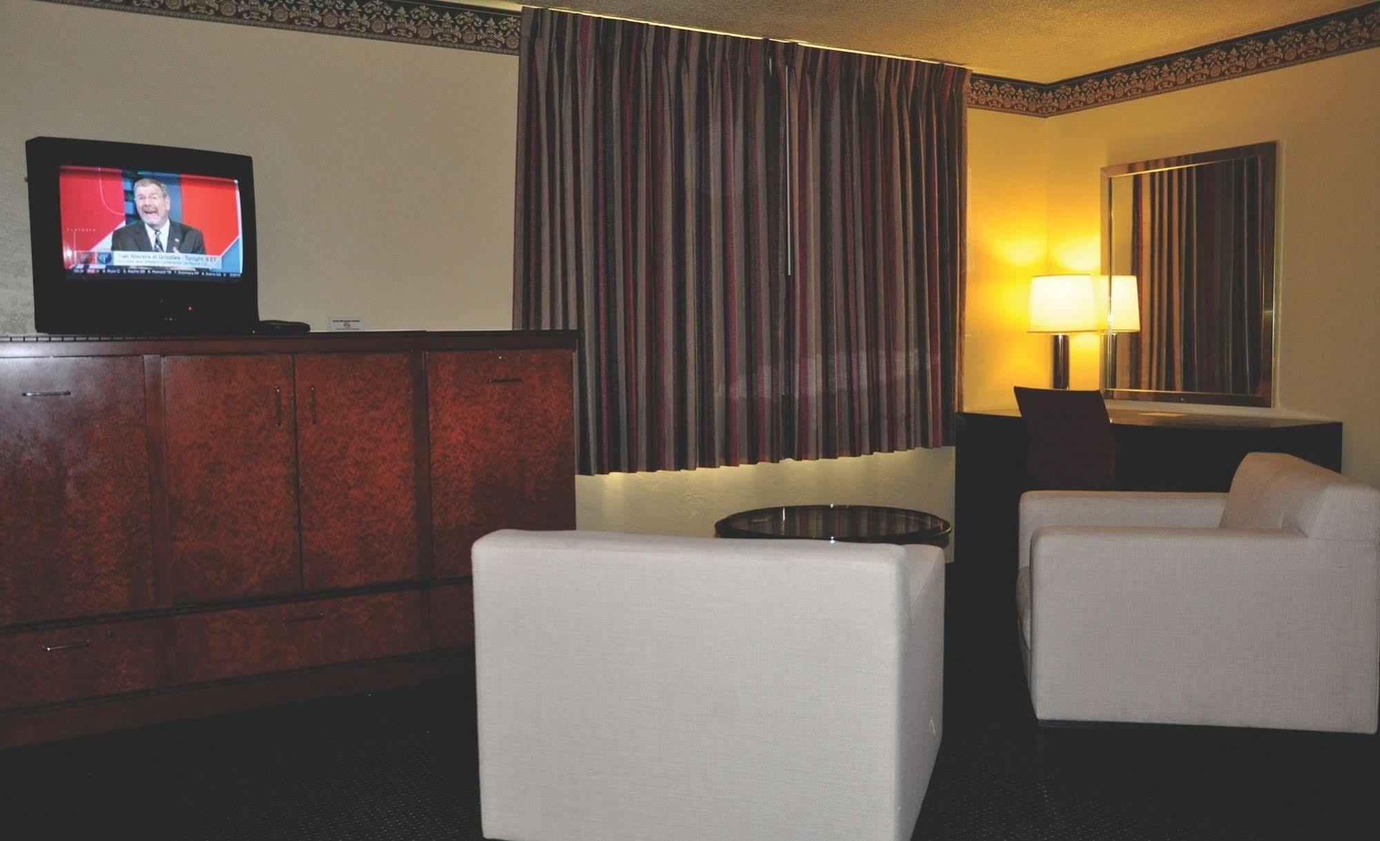 Travelers Inn Manteca Exteriér fotografie